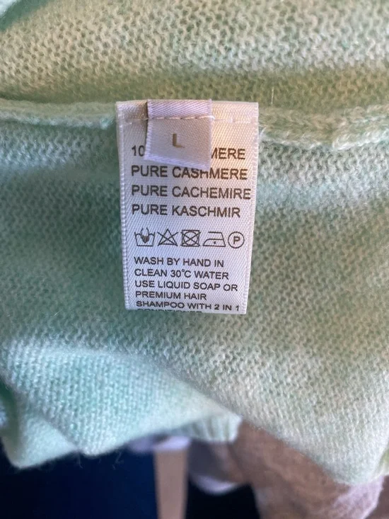 Munrospun 100% Cashmere Mint Green Sleeveless Sweater Vest Top - Picture 9 of 9